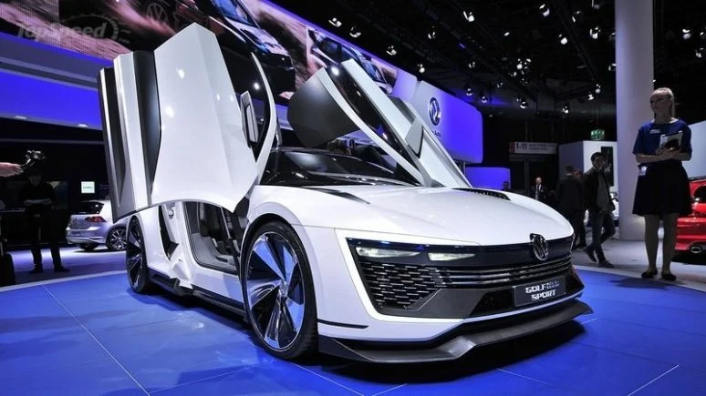 2015-volkswagen-golf-gte-774x435