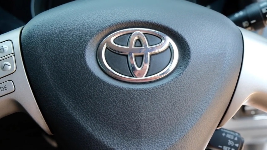Toyota Corolla à Diesel / Foto reprodução / Hein Strauss on Cars