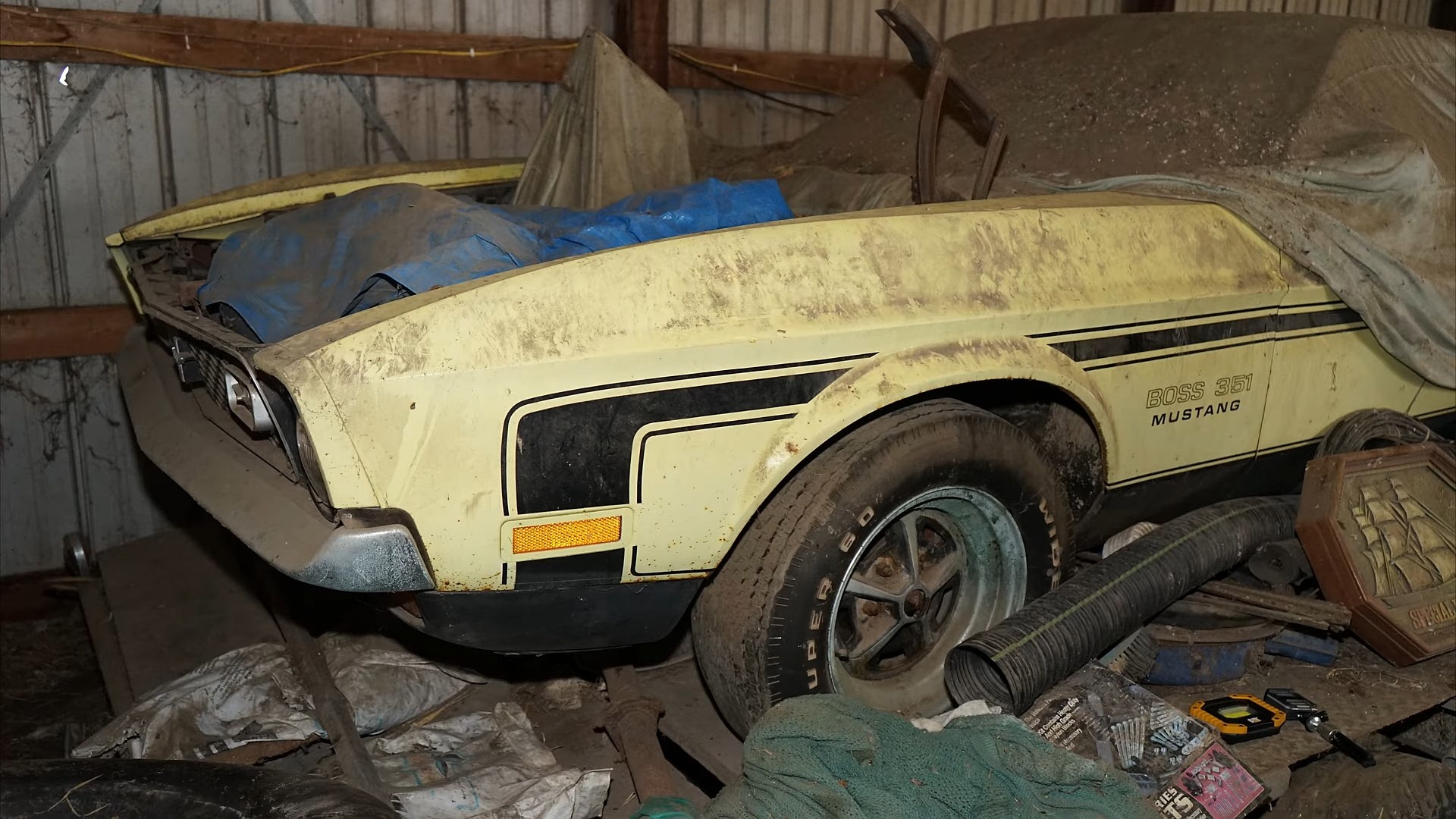 1971 ford mustang boss 351 that spent 46 years in a barn is a rat infested survivor 2