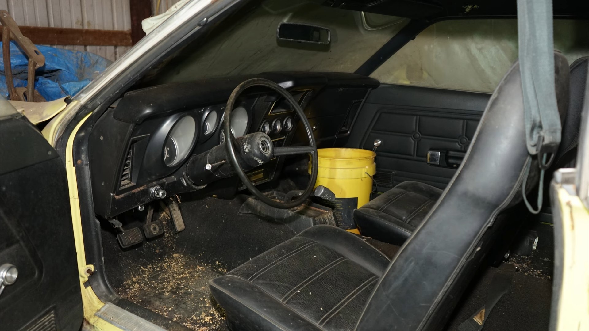 1971 ford mustang boss 351 that spent 46 years in a barn is a rat infested survivor 5