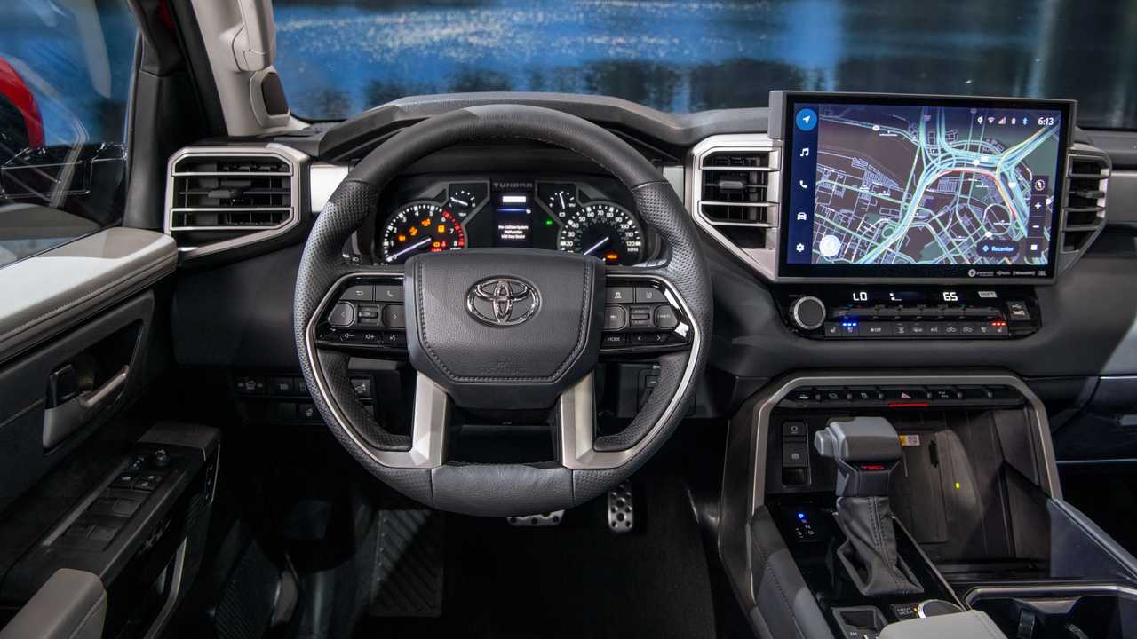2022 toyota tundra limited trd off road interior cockpit