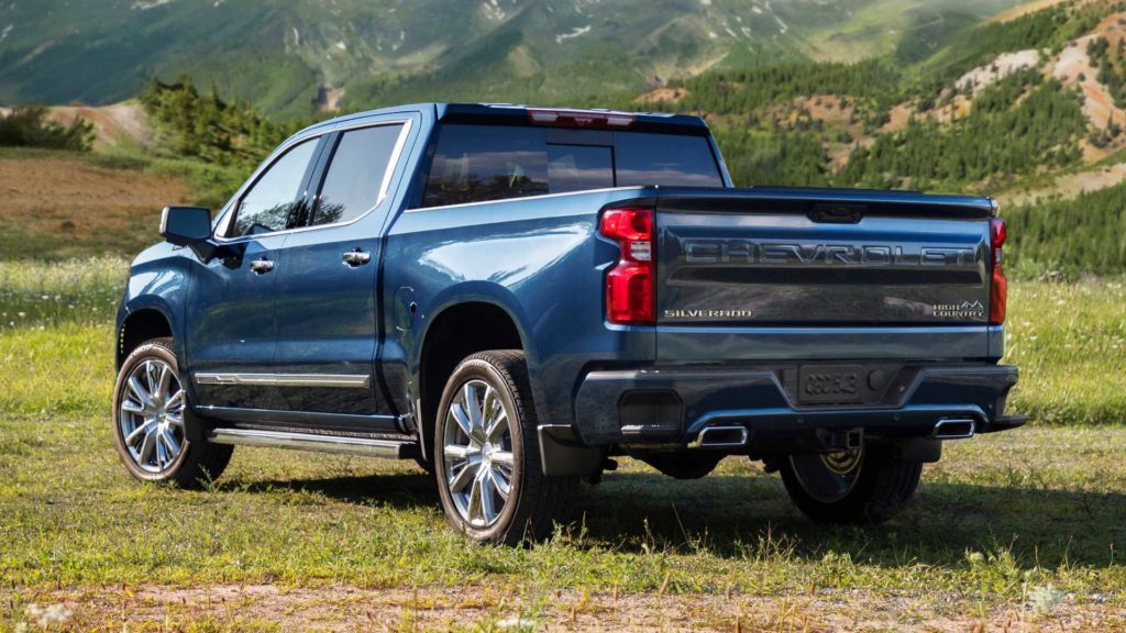 2022 chevrolet silverado high country back corner 1024x576 1 A bruta está de volta: Nova pickup Chevrolet Silverado é confirmada no Brasil 2022 chevrolet silverado high country back corner 1024x576 1