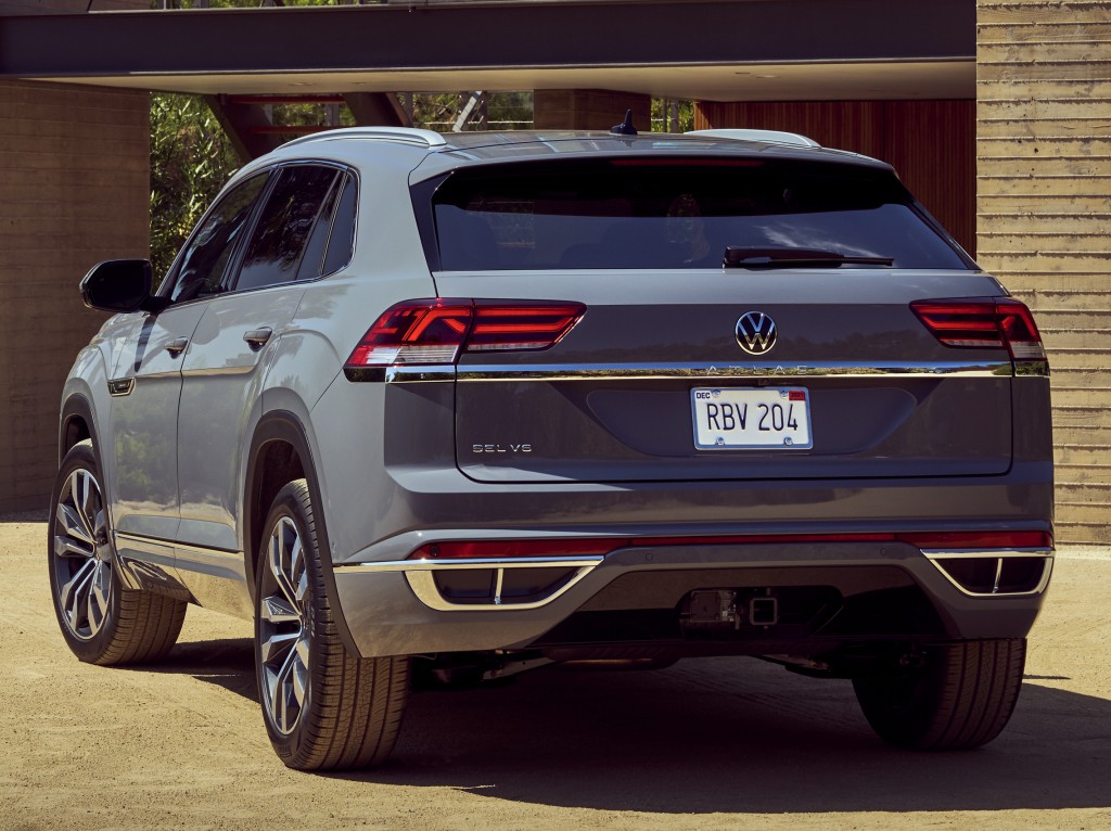 vw atlas cross sport muscles up with cgi shadow line sits low on big wheels 36