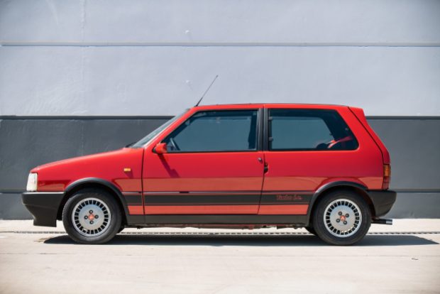 Fiat Uno Turbo / Foto: Bring a Trailer