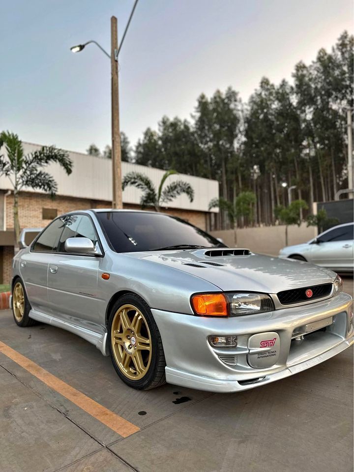 SUBARU IMPREZA WRX 1998 / Foto reprodução / Facebook