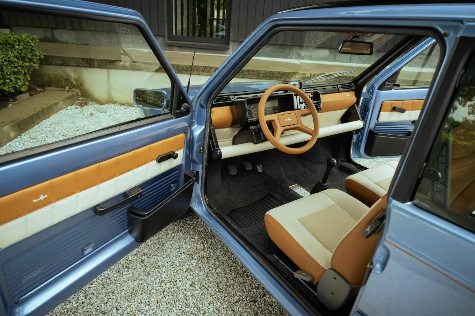 Fiat Panda 4x4 restaurado / Foto Reprodução: Niels van Roij Design / Dutch dealer Kaeve Cars