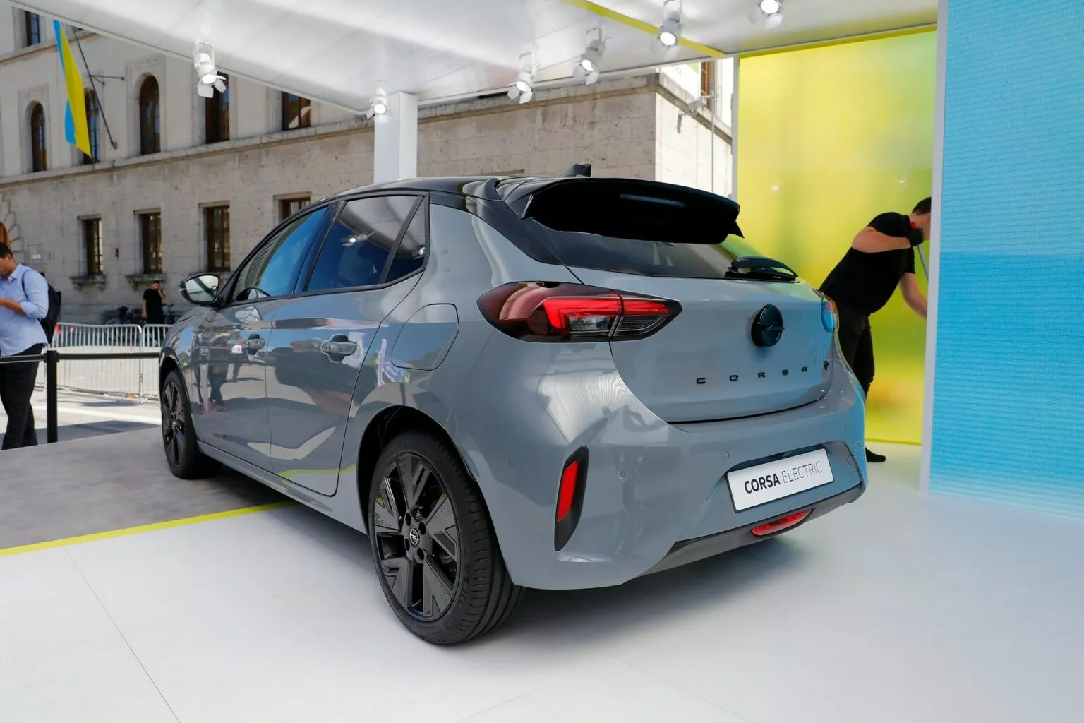 Novo Opel Corsa Electric 2024 / Photo: Baldauf / ten Brink / Carscoops